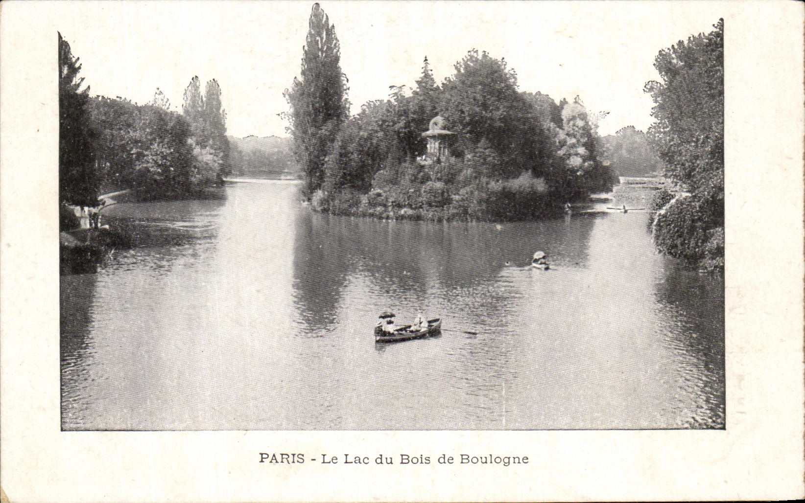 CPA Paris the Lake Of the Bois de Boulogne