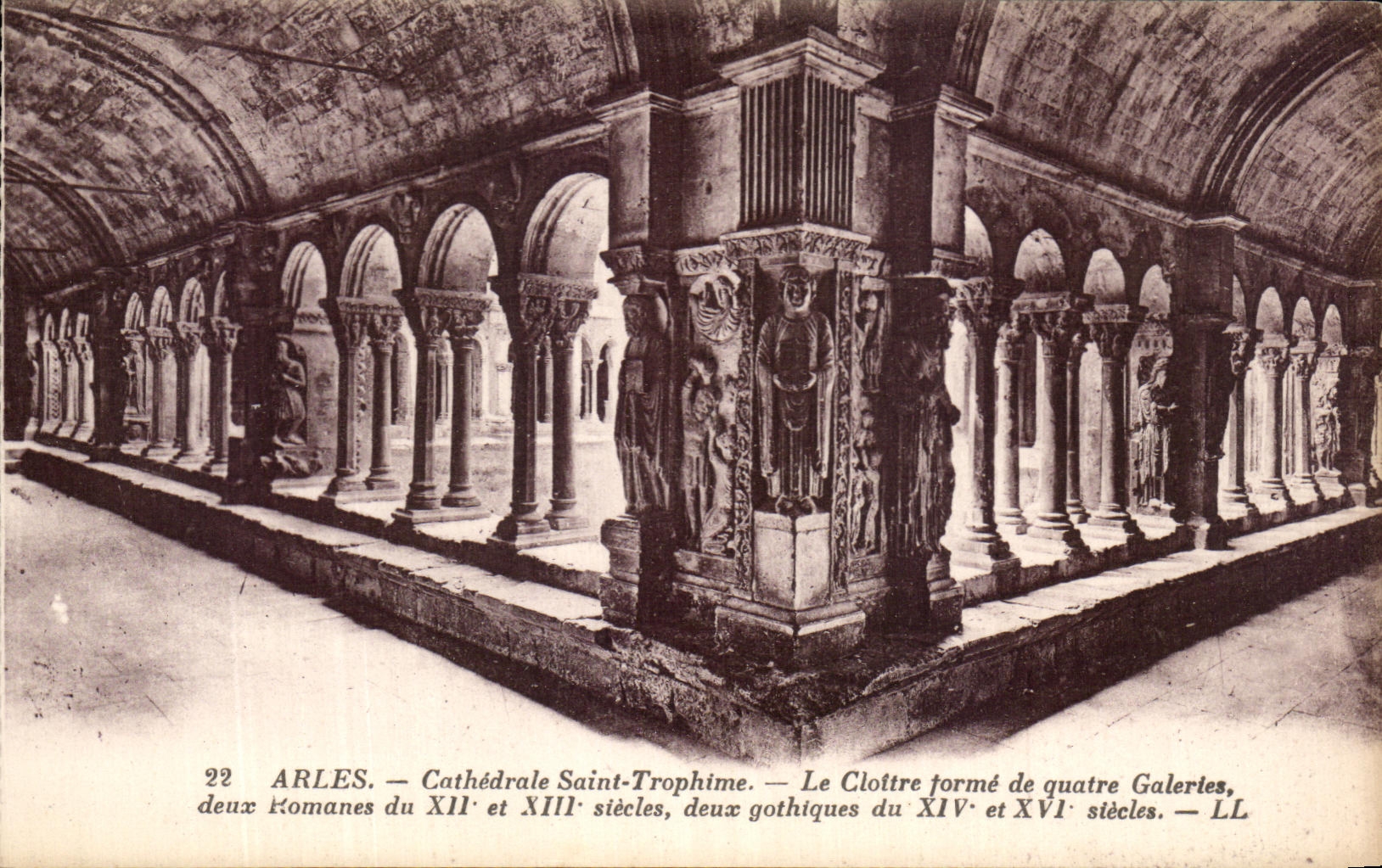CPA Arles Cathedral Saint Trophime Cloitre De Four Galerles Two Romance Of