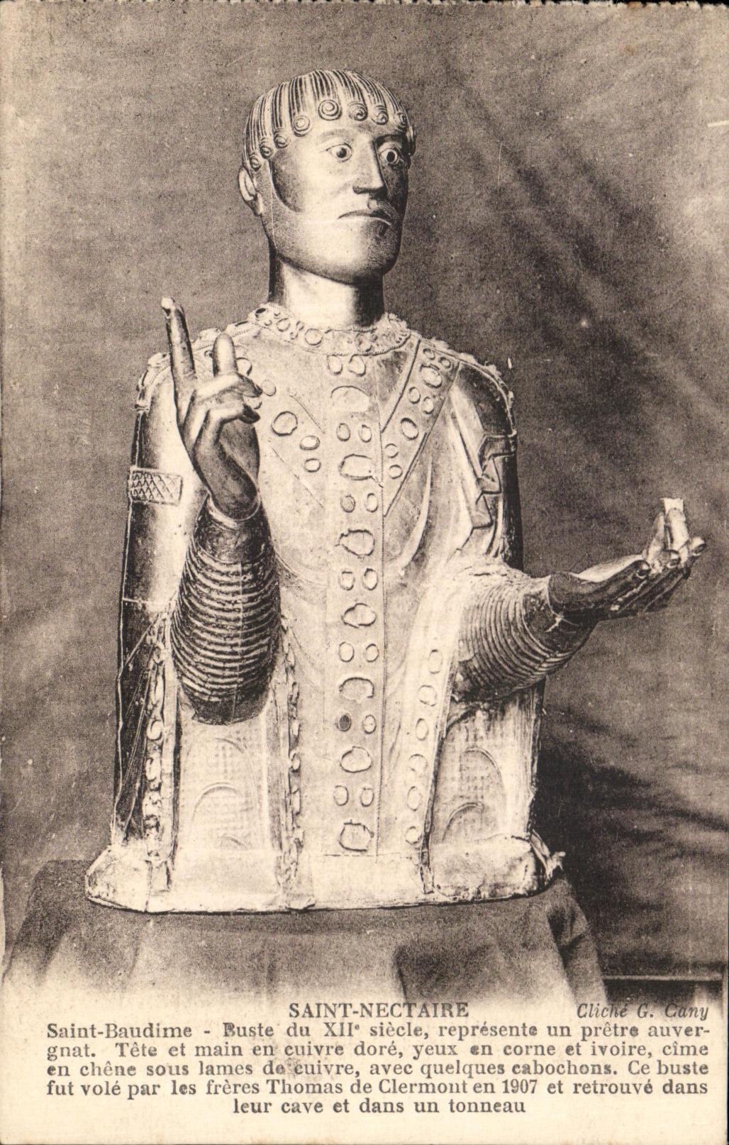 CPA Saint Nectary Saint Baudime Buste of represents a priest auvergnat