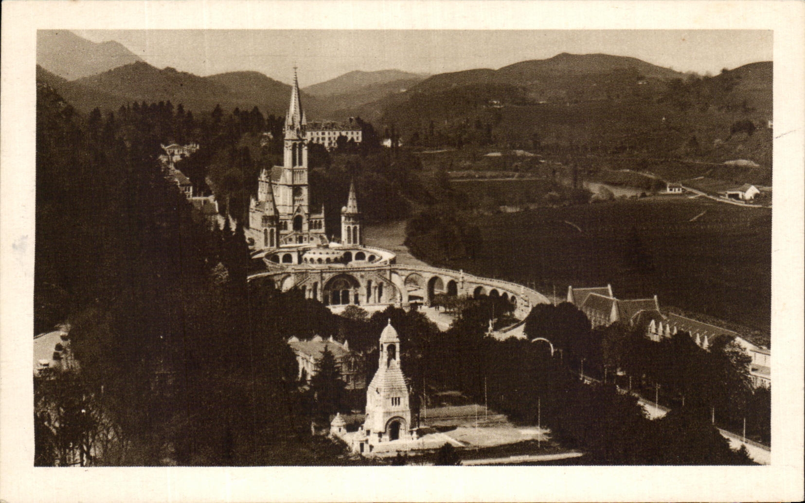 CPA Lourdes the Basilica and the Interallied Monument Seen of the Castle Fort