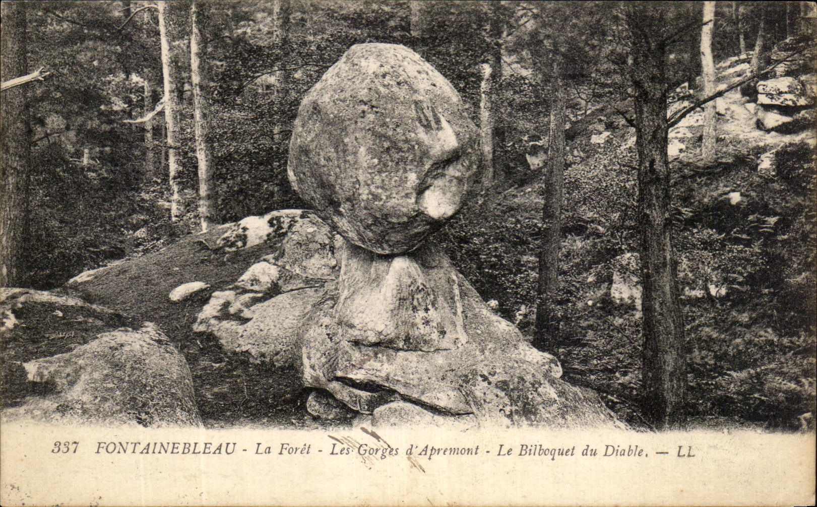 CPA Fontainebleau the Drill Groges d' Apremont the Cup-and-ball of the Devil