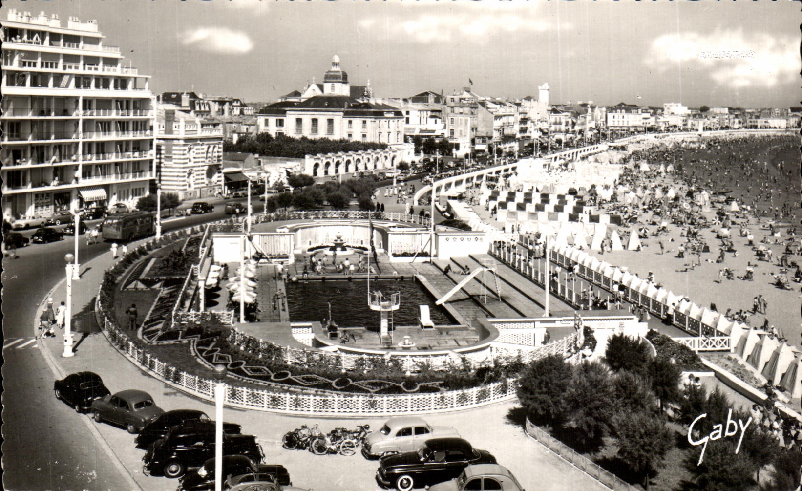 CPA Sables d'Olonne the swimming pool and the Beach