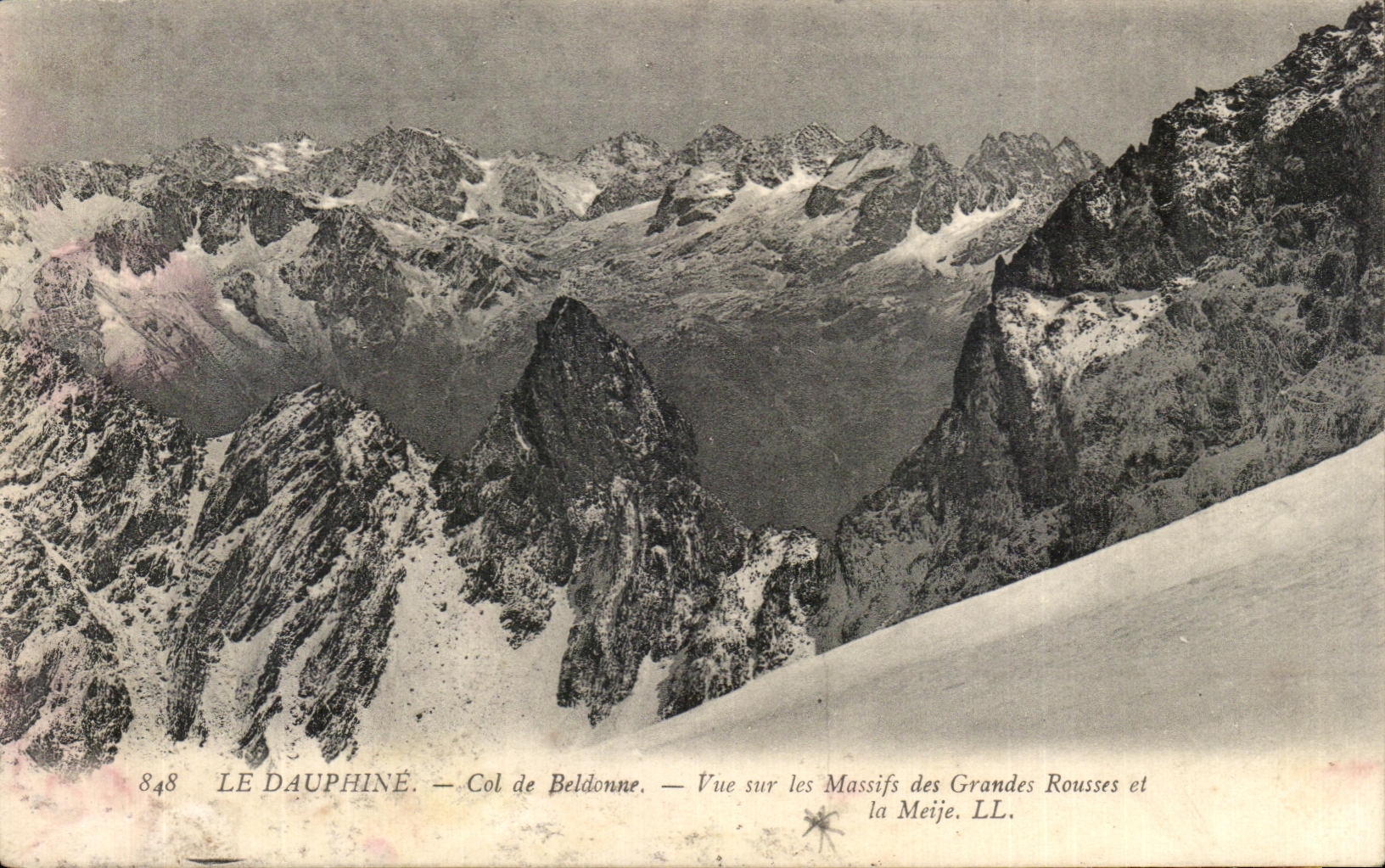 CPA the dauphine Collar of Beldonne Seen On the Solid masses of large russet-red and Meije