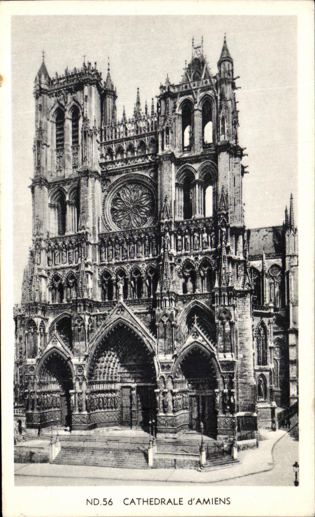 CPA Cathedral of Amiens
