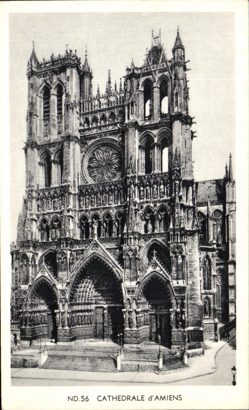 CPA Cathedral of Amiens