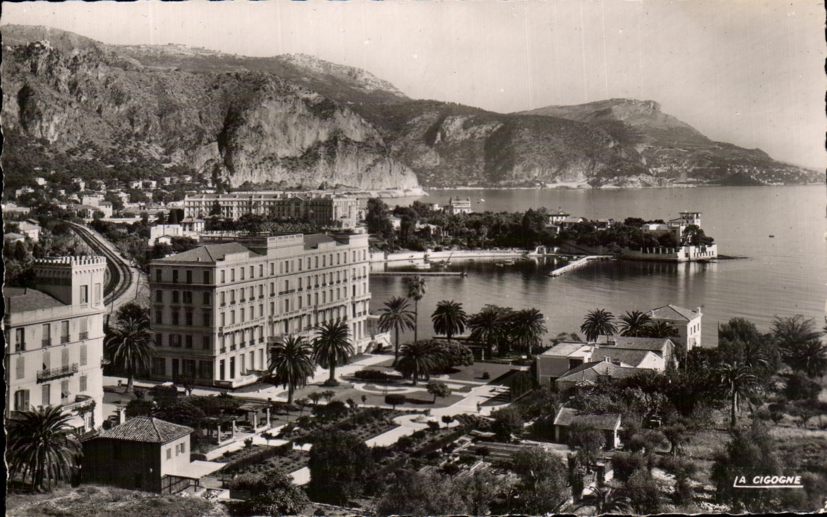 CPA Beaulieu On Sea the Hotels Savoy And Bedford the Bay Of the Ants