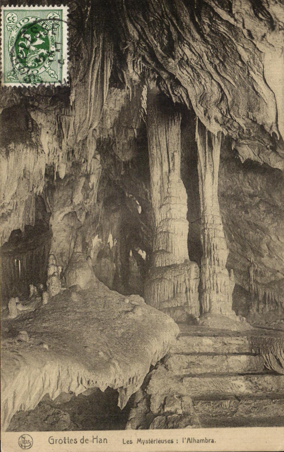 Cuevas de CPA de Han I misterioso Alhambra