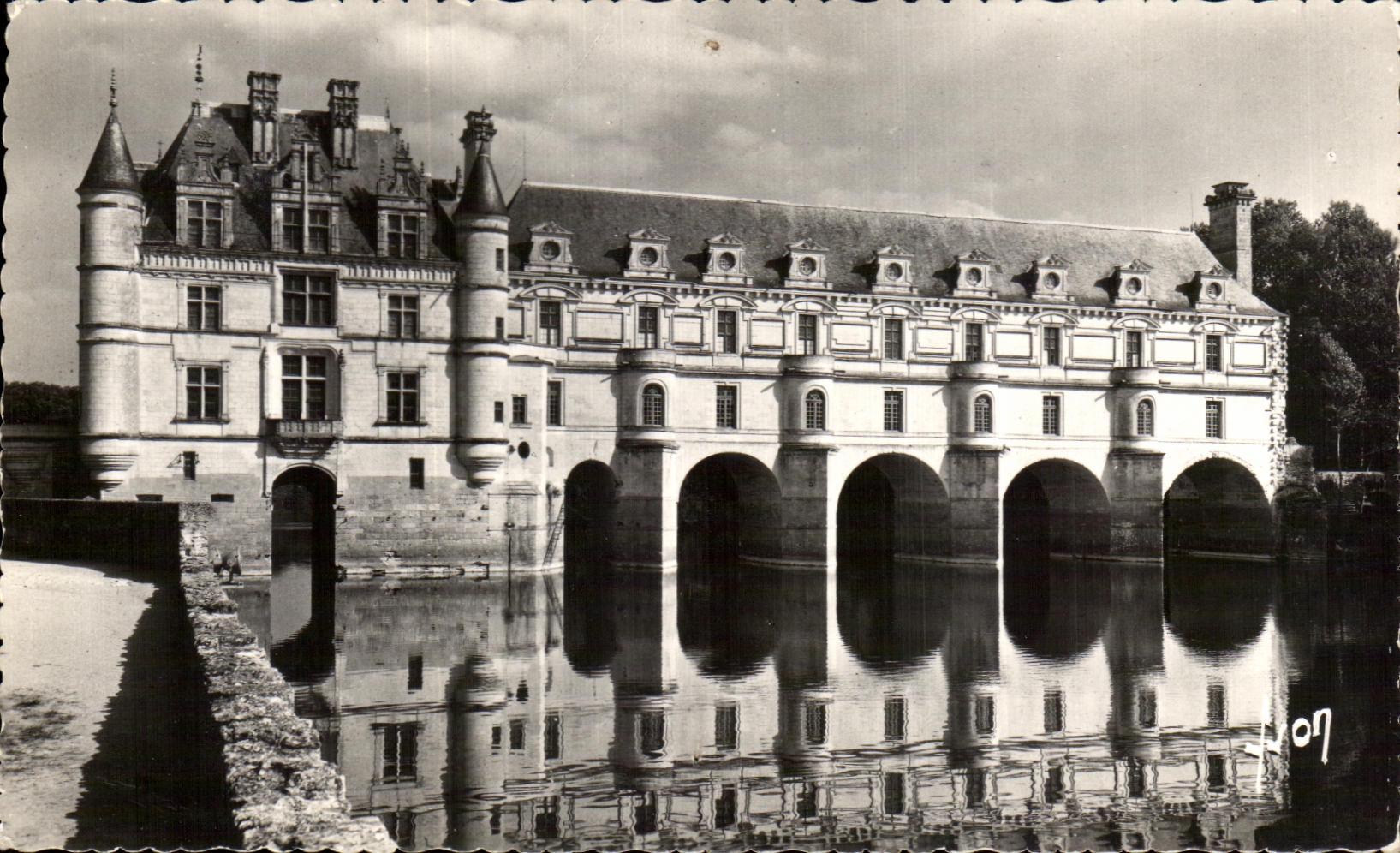CPA Chenonceaux the Castle Western Frontage