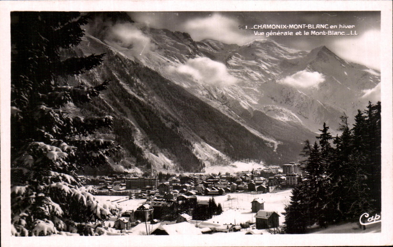 CPA Chamonix Mount Blanc in Winter View and the Mount Blanc