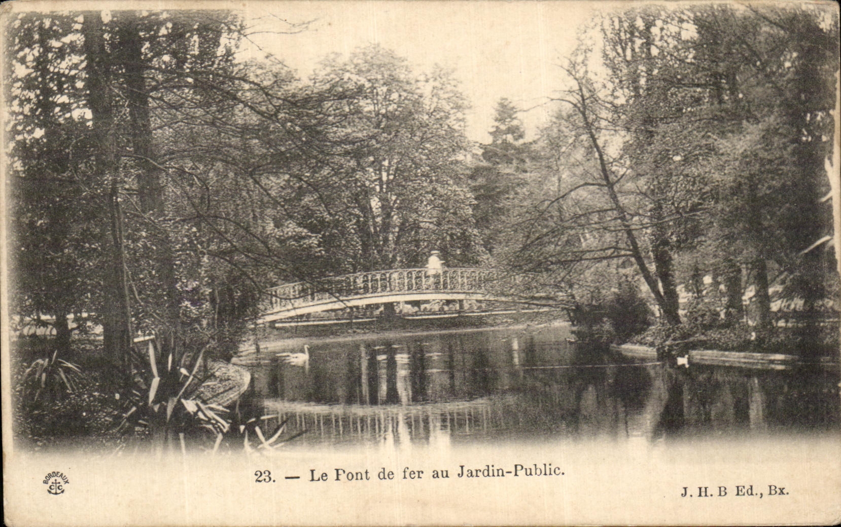 CPA Le Pont De Fer Au Jardin Public Tours