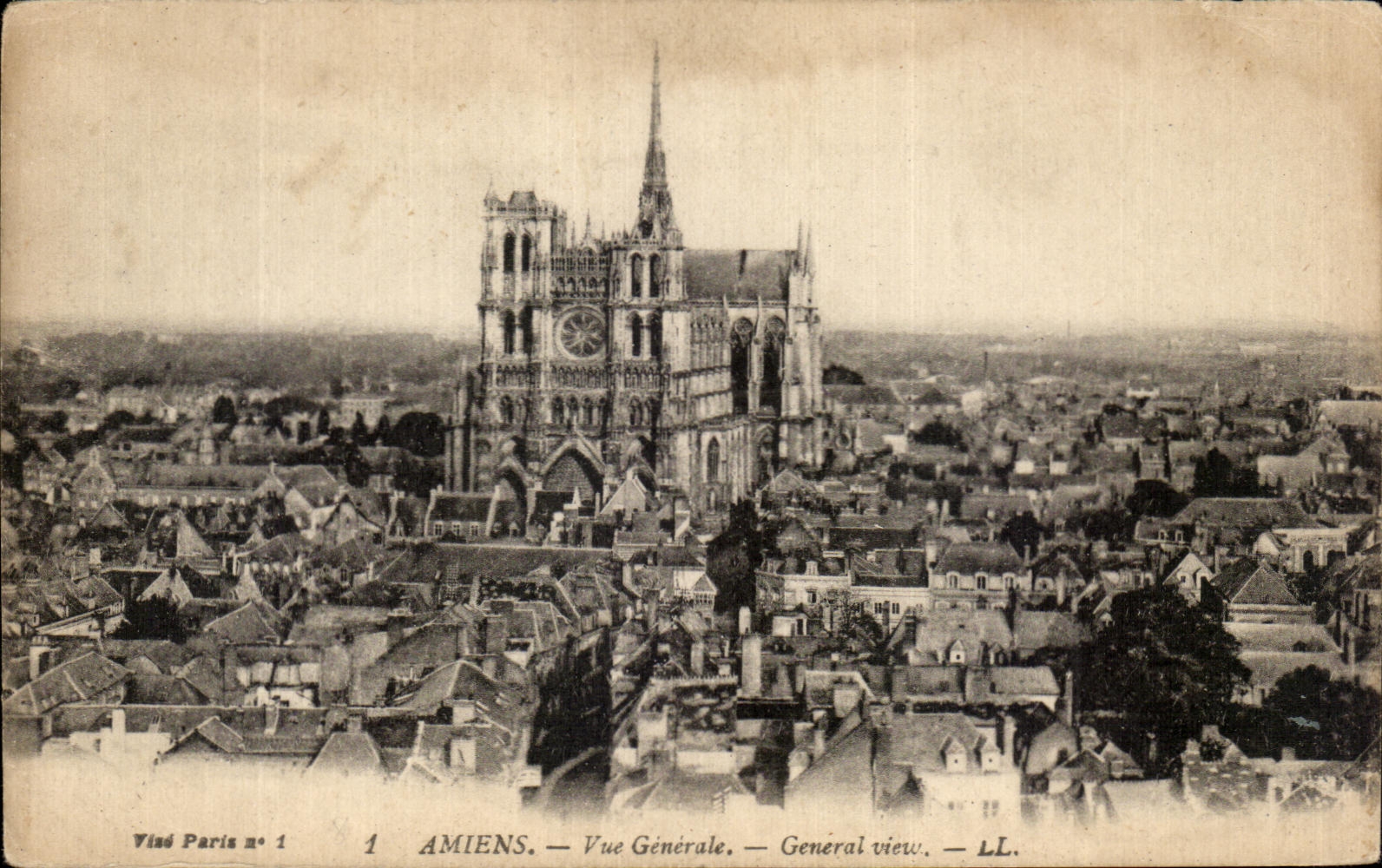 CPA Amiens View General