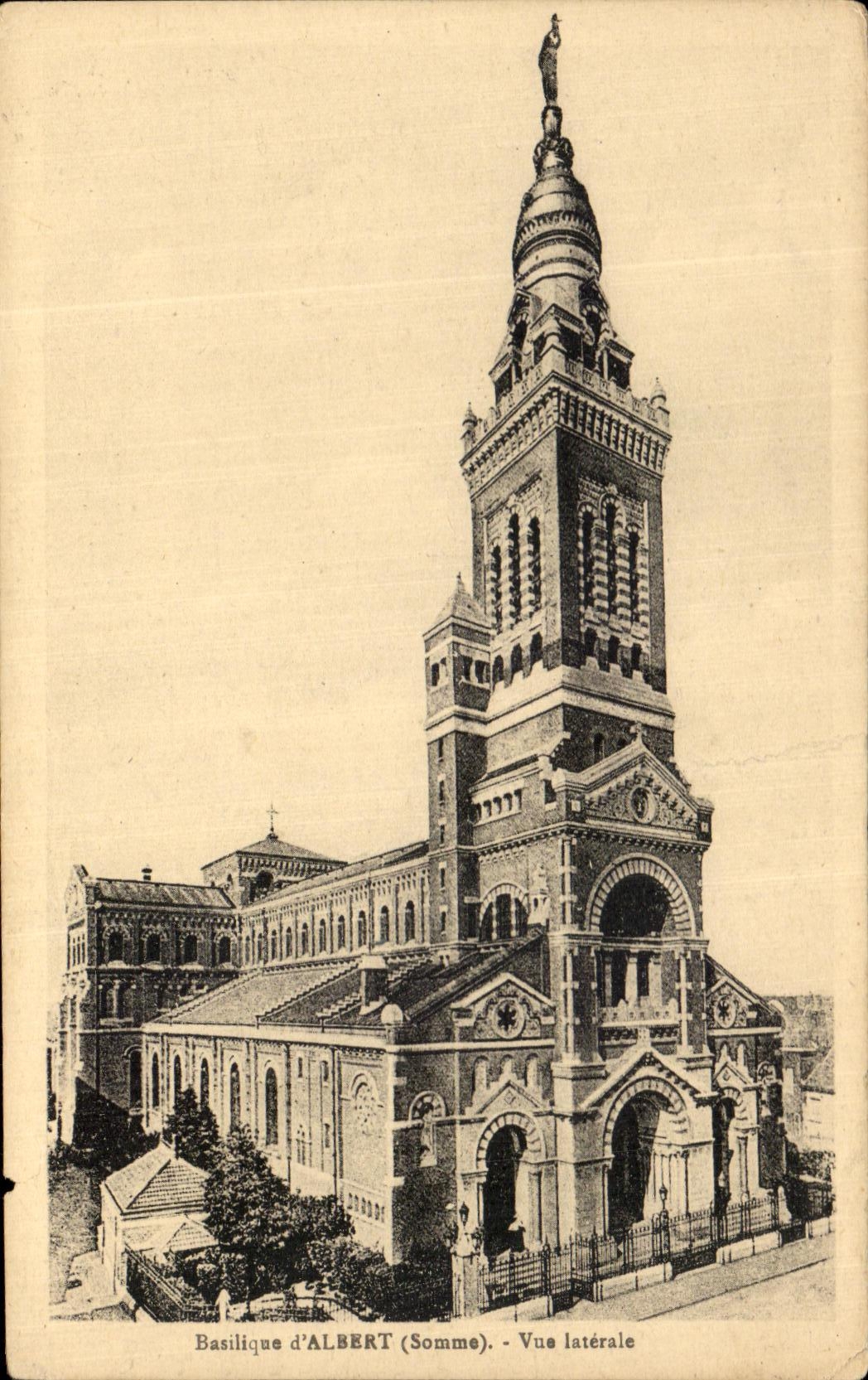 CPA Basilica Of Albert Vue Side