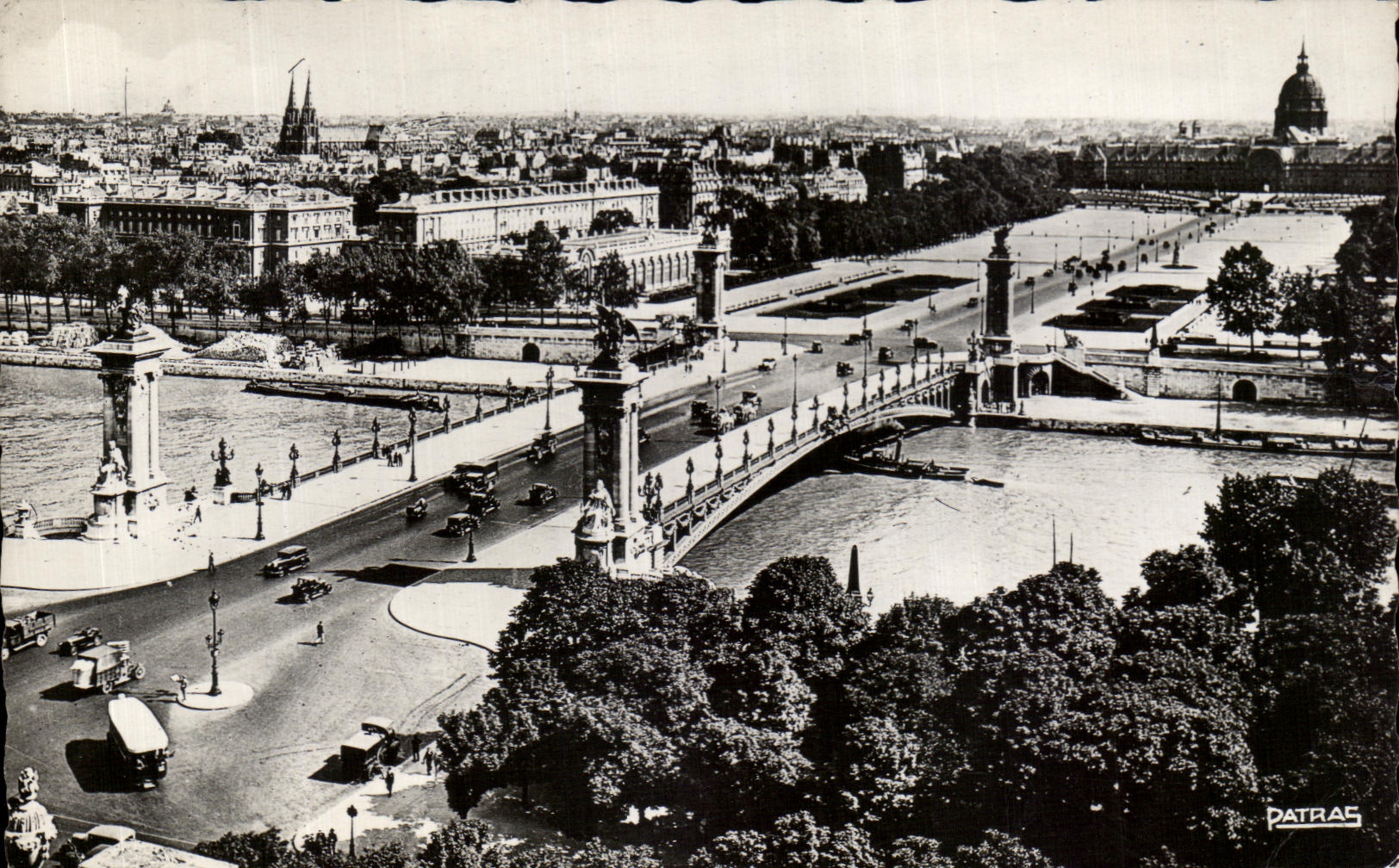 CPA Paris Bridge Alexandre III And the Esplanade of Invalides