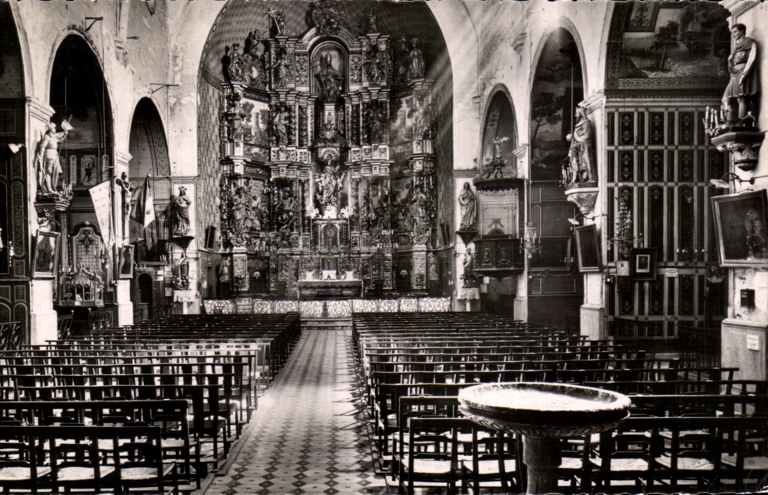 CPSM Interior Collioure of I' Eglise