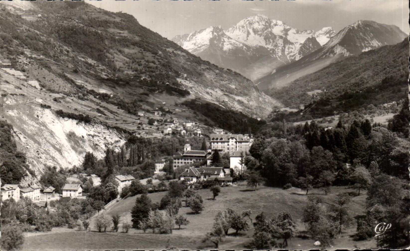 CPA Supports Les Bains View