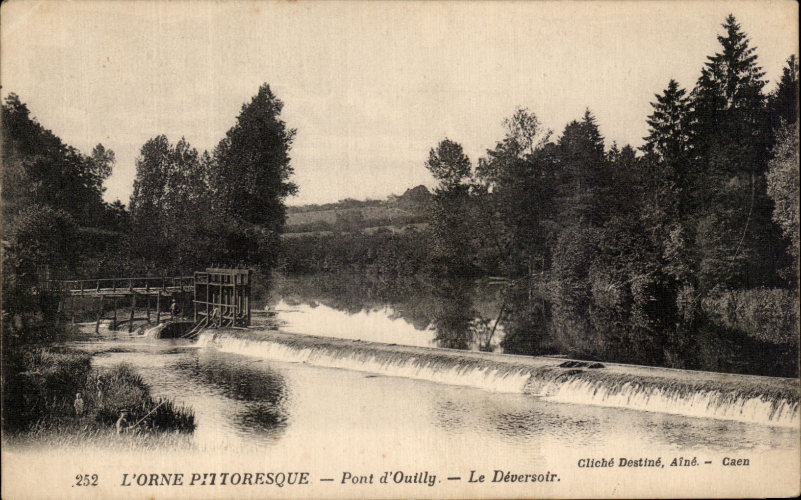 CPA Picturesque Orne Bridge of Ouilly the Outfall