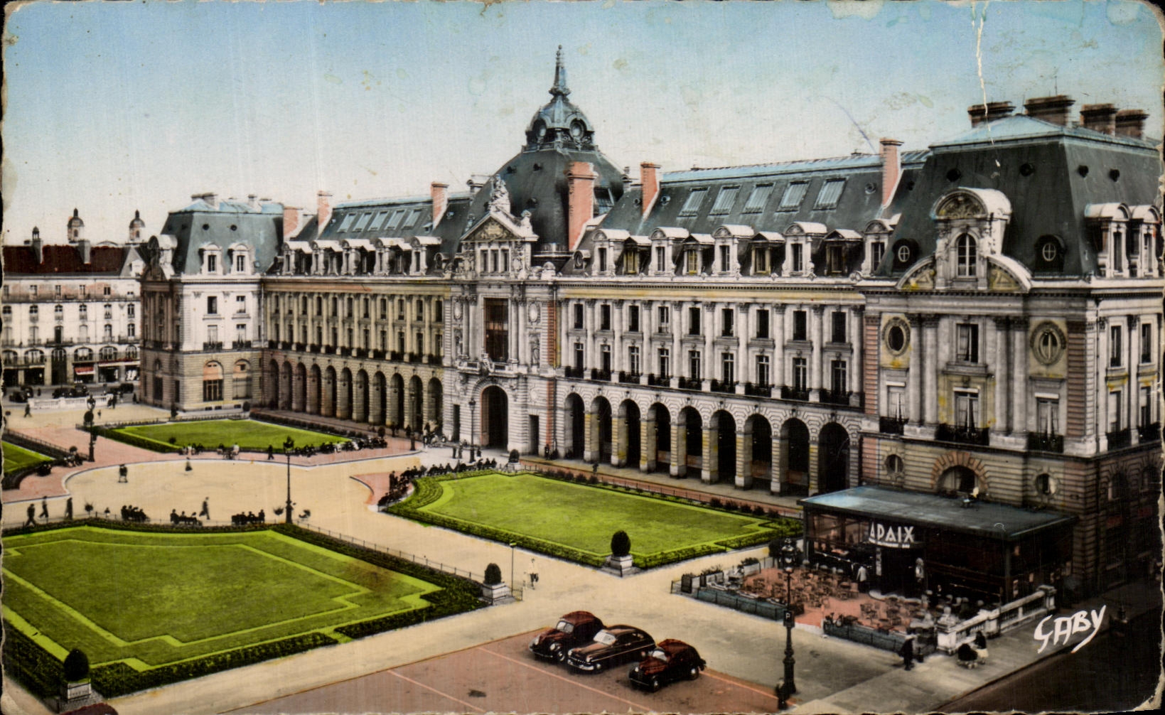 CPSM Rennes Le Palais du Cornmerce 
