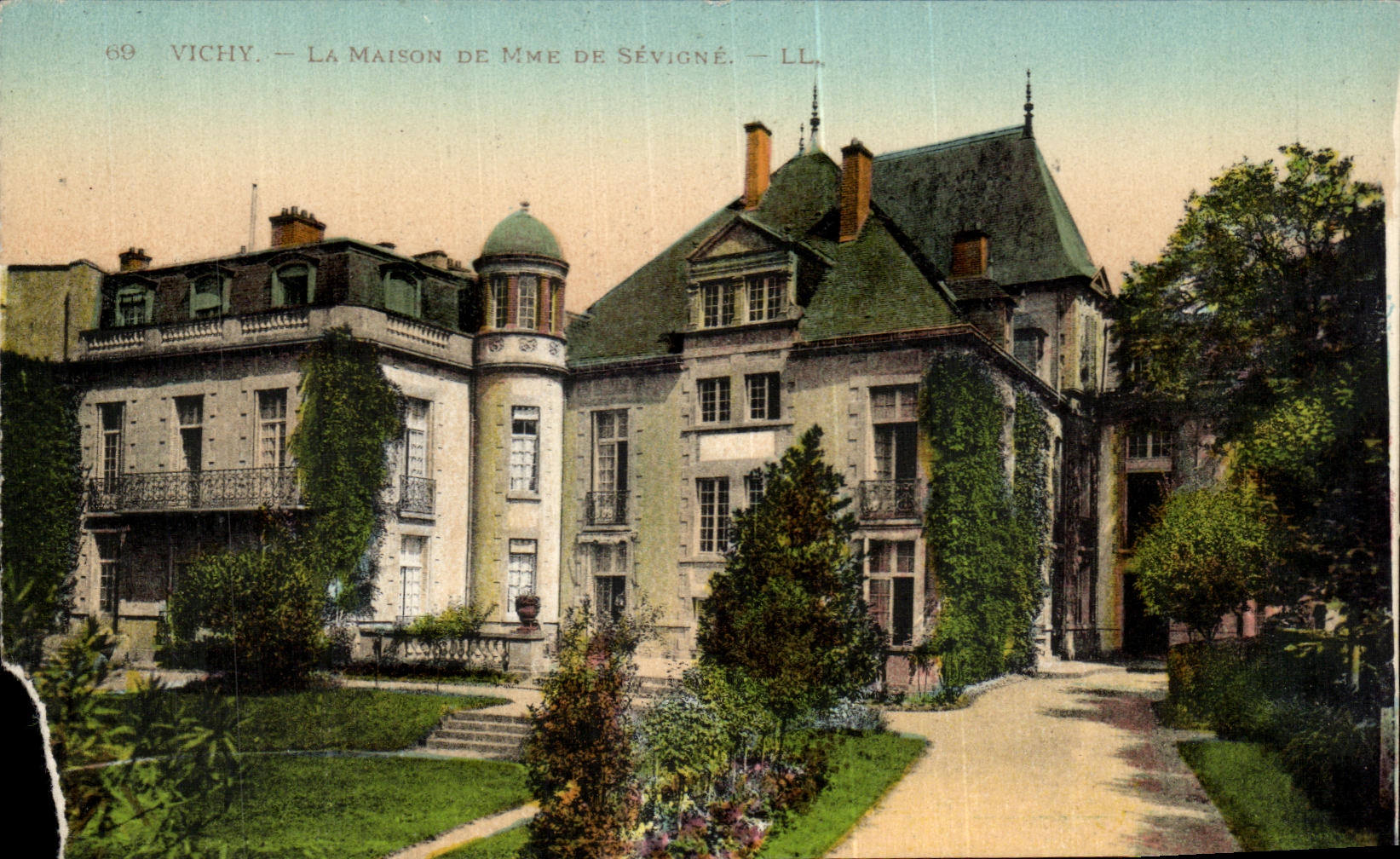 CPA Vichy La Maison De Mme De Sevigne