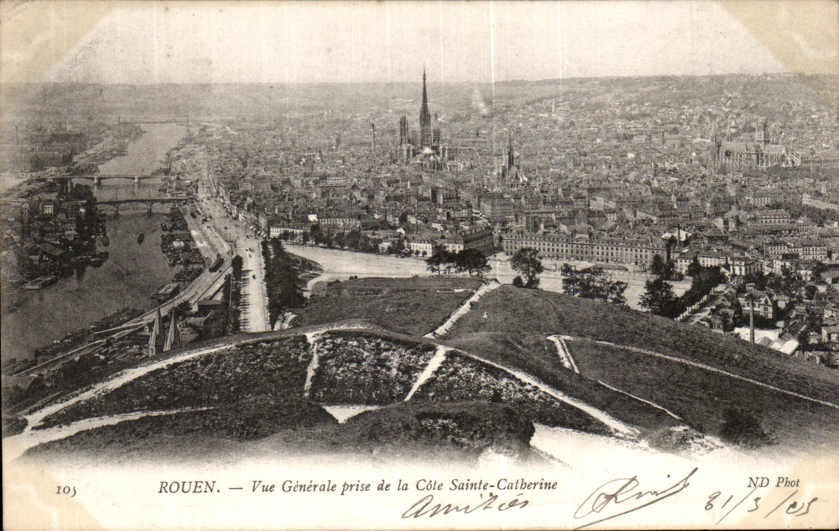 CPA Rouen View taken of the Dimension Sainte Cathedral