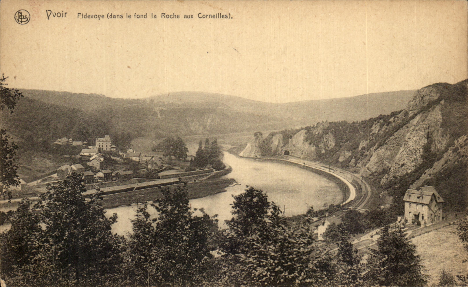 CPA Yvoir Fidevove in the content the Rock with the Crows