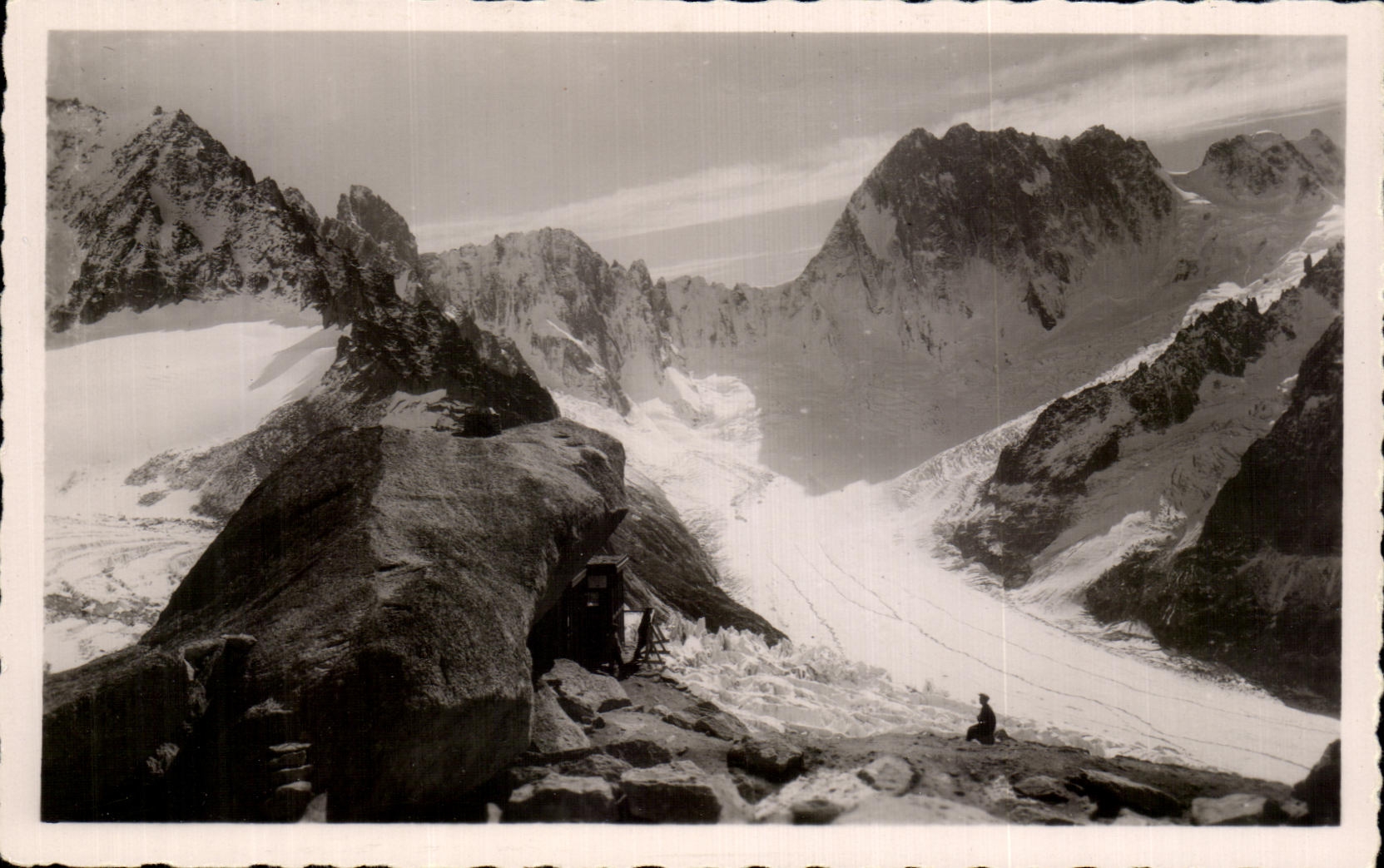 CPA Chamonix Mountain of Large Jorasses seen of the Hut of Couverele