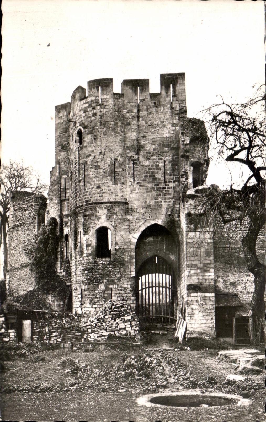 CPA Gisors La Tour Du Gouverneur