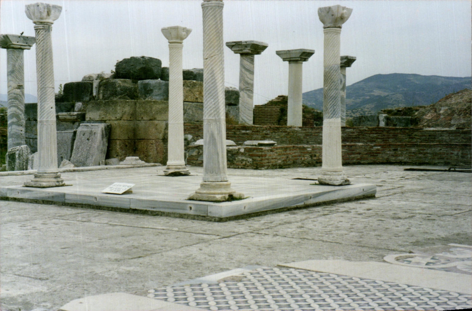 Photo Tomb of St Jean 1988