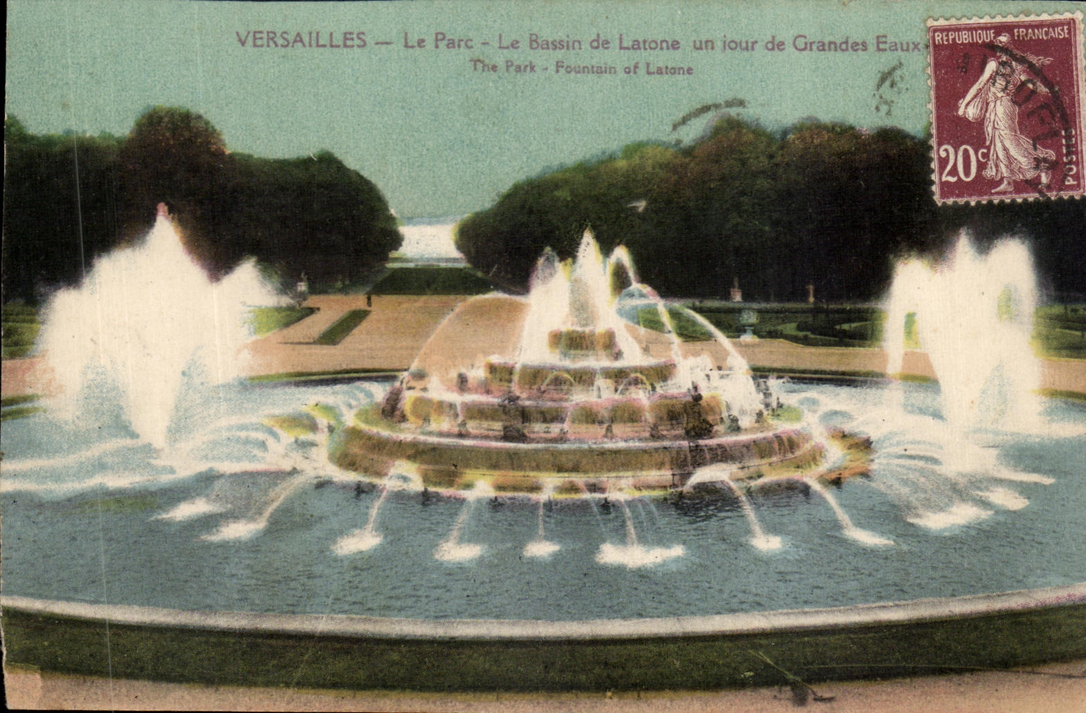 CPA Versailles Le parc Le Bassin de Latone un jour de Grandes 