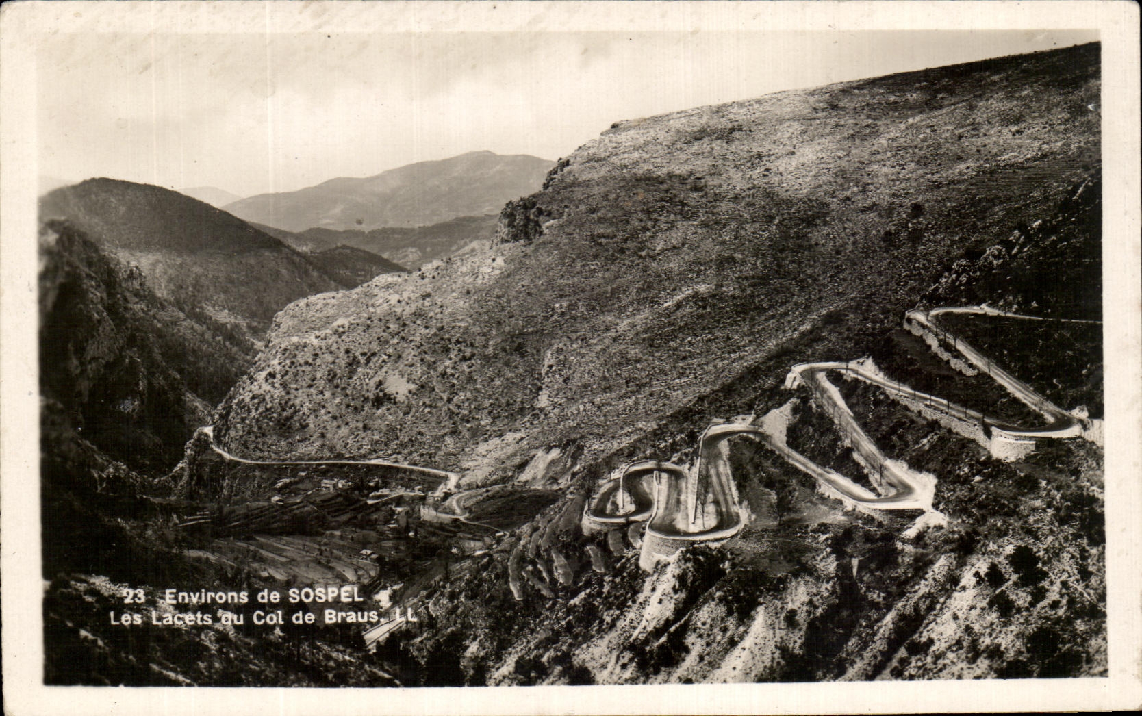 Alrededores de CPA de Sospel el collar de los cordones de Braus
