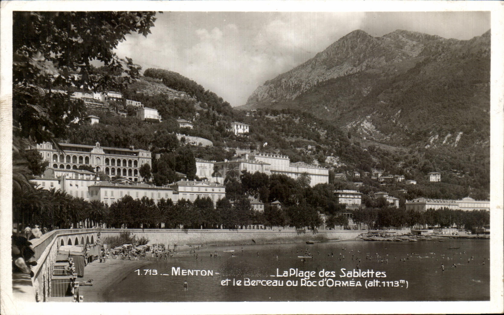 CPA Menton the Beach of Sablettes and the Cradle or Doc of Ormea