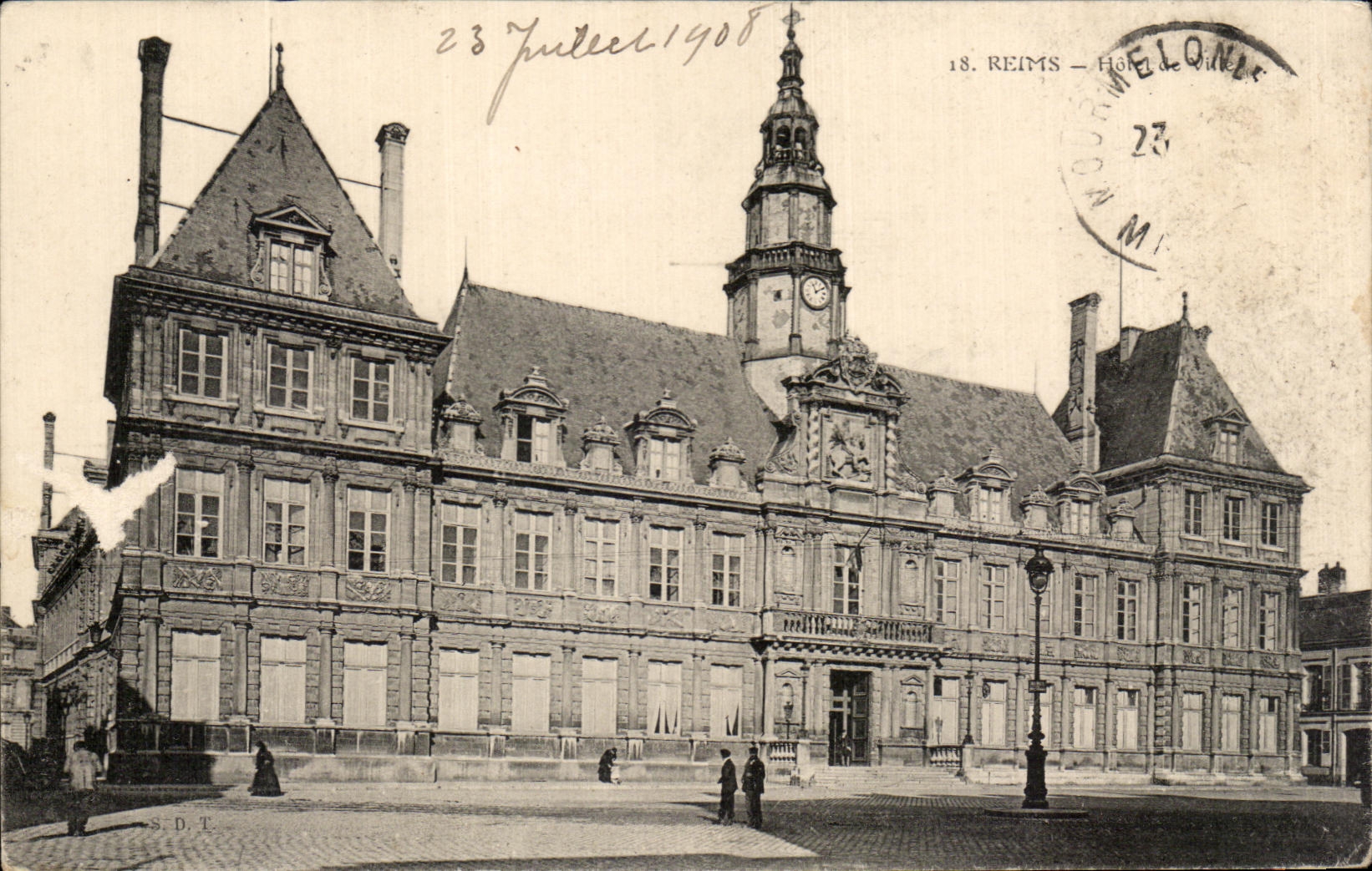 CPA Rheims Town hall