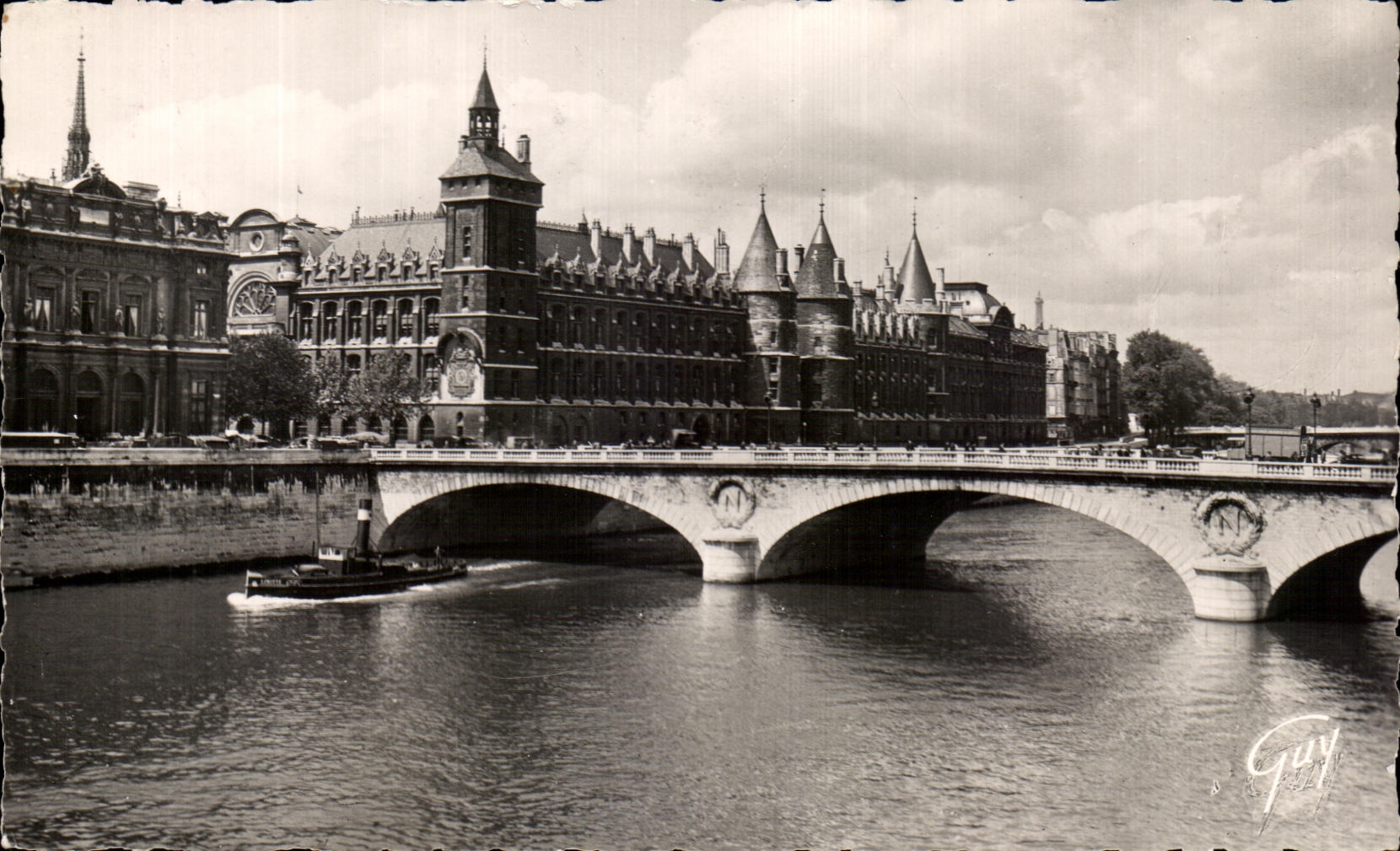 CPA Paris And Its Wonders the Seine the Bridge with the Exchange and the Palate of Justice Boat