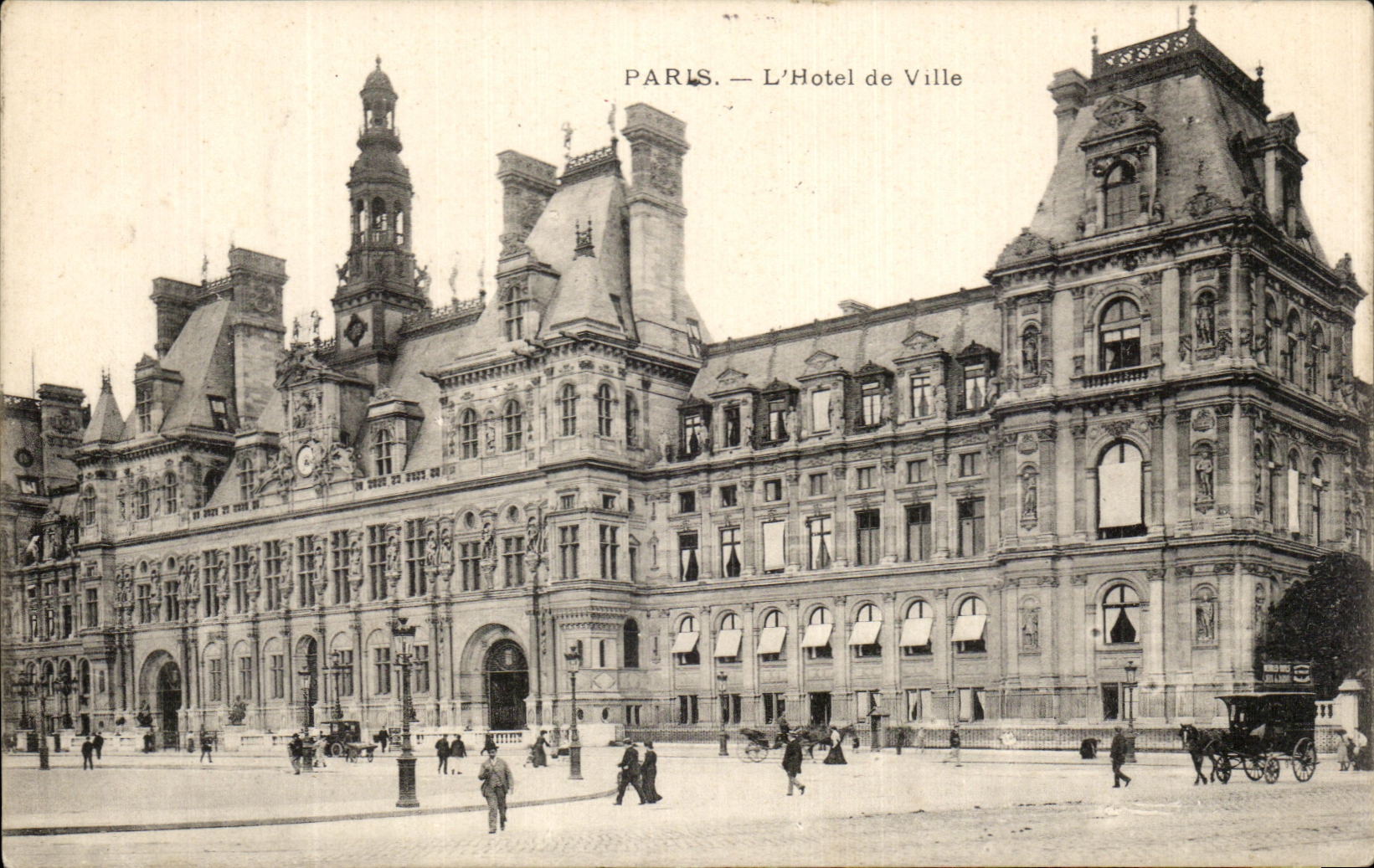 CPA Paris the town hall