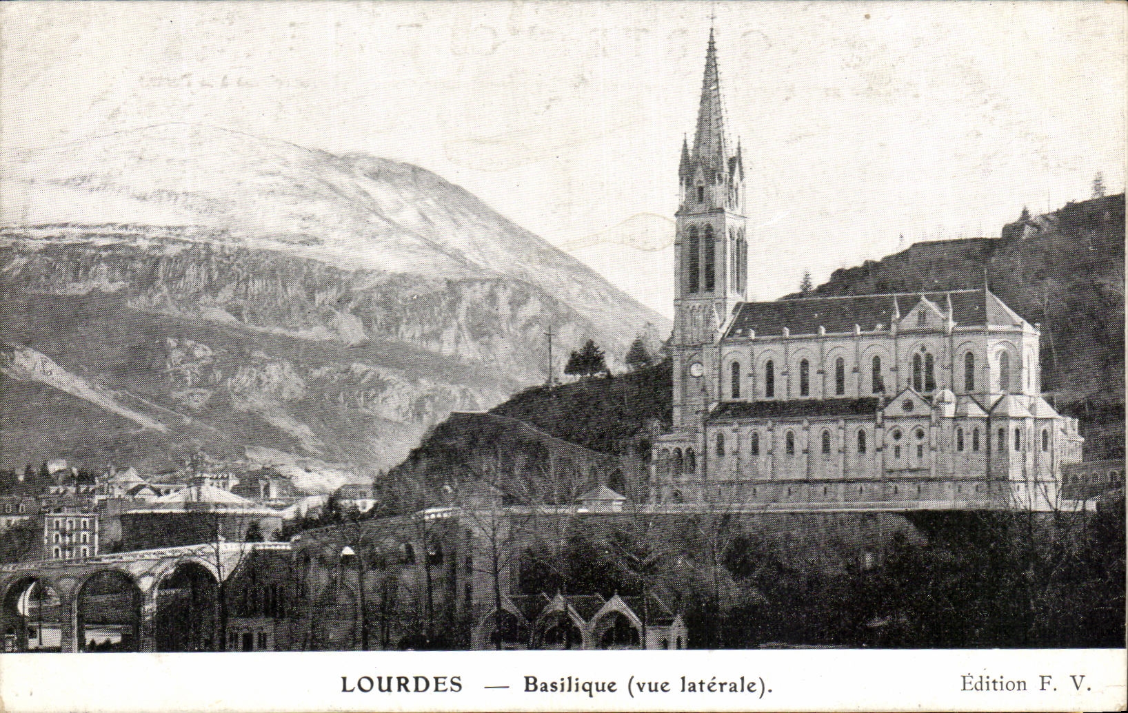 CPA Lourdes Basilica