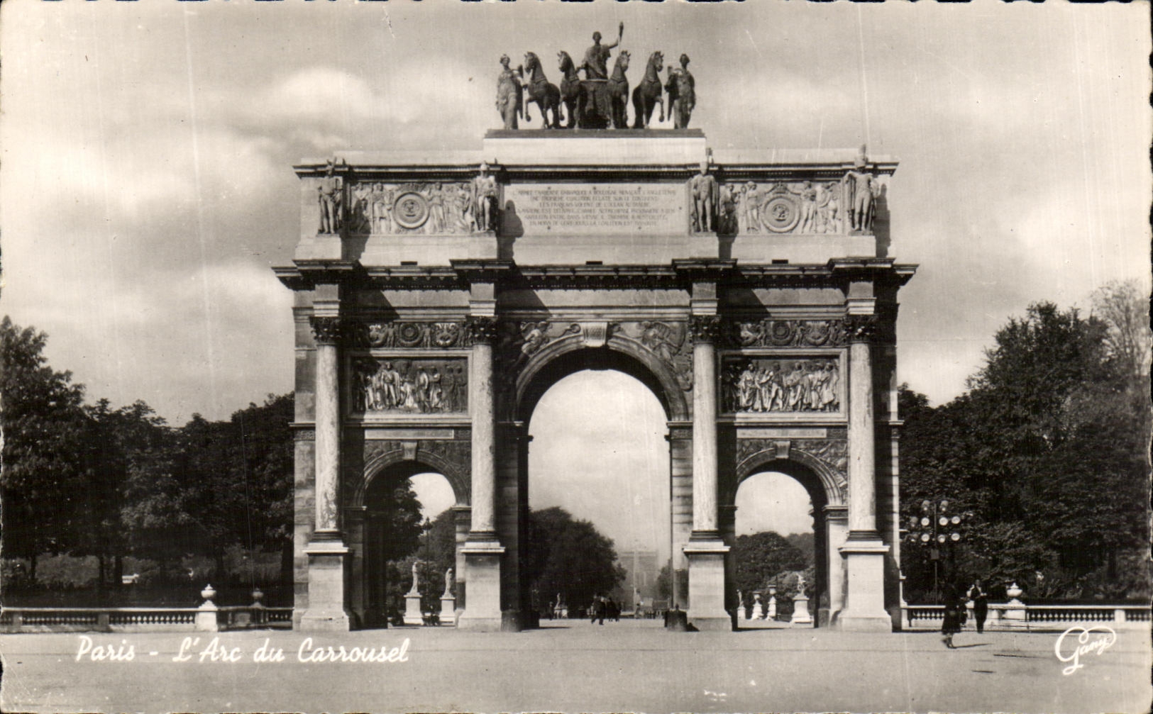 CPA Paris Arc of the Louvre Carousel