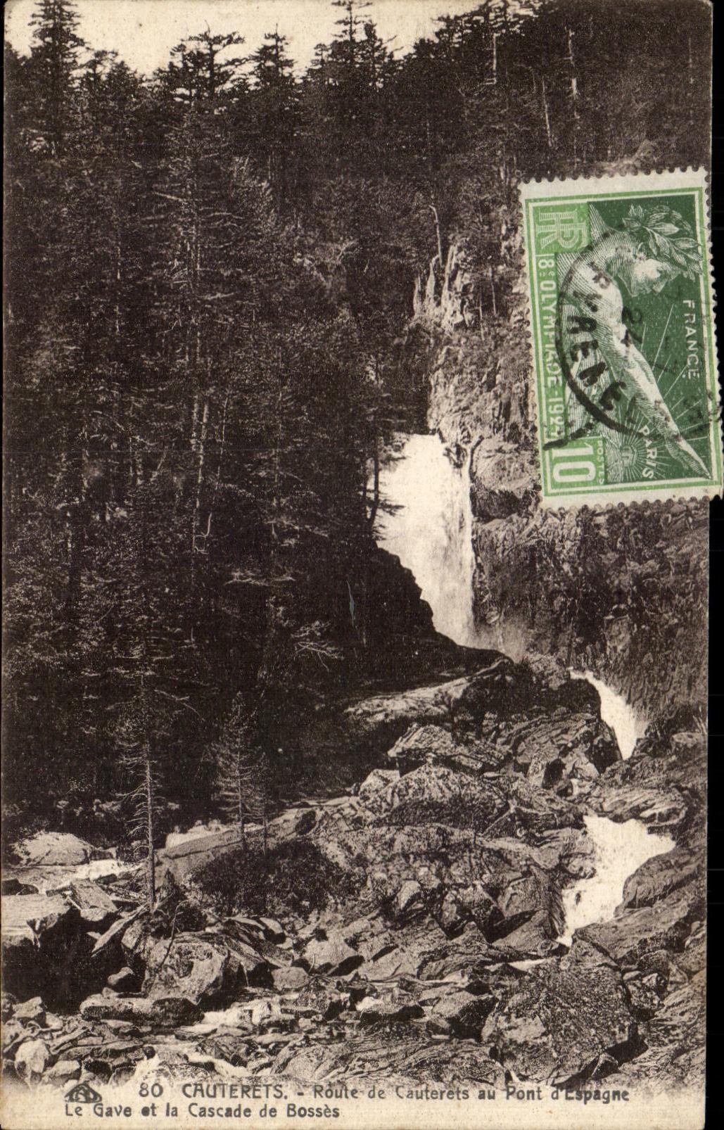 CPA Cauterets Road of with the Bridge of Spain Gave and the Cascade of Bumps