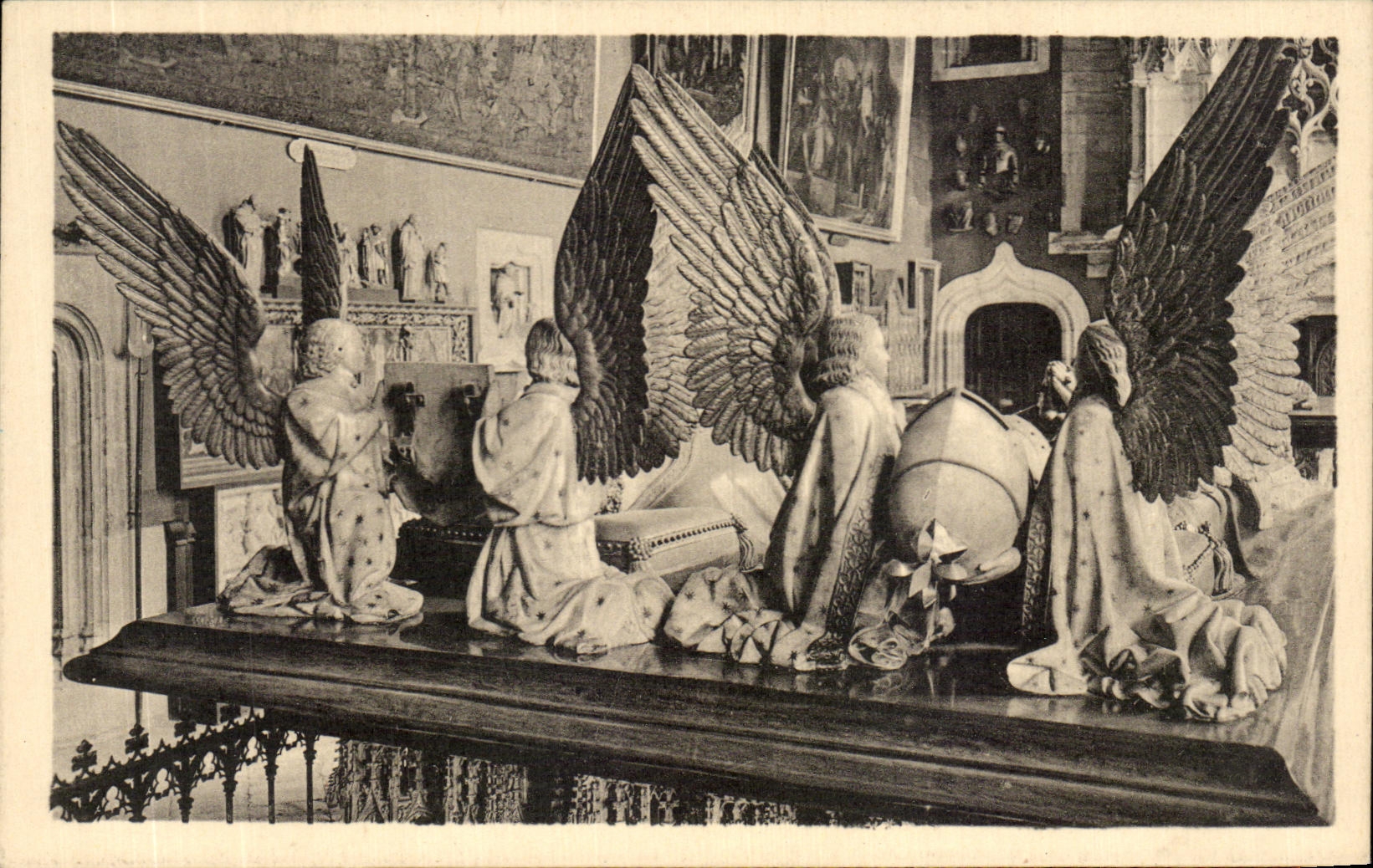 CPA Dijon the Museum Tombeau De Jean Without Fear Et De Marguerite De Bavaria