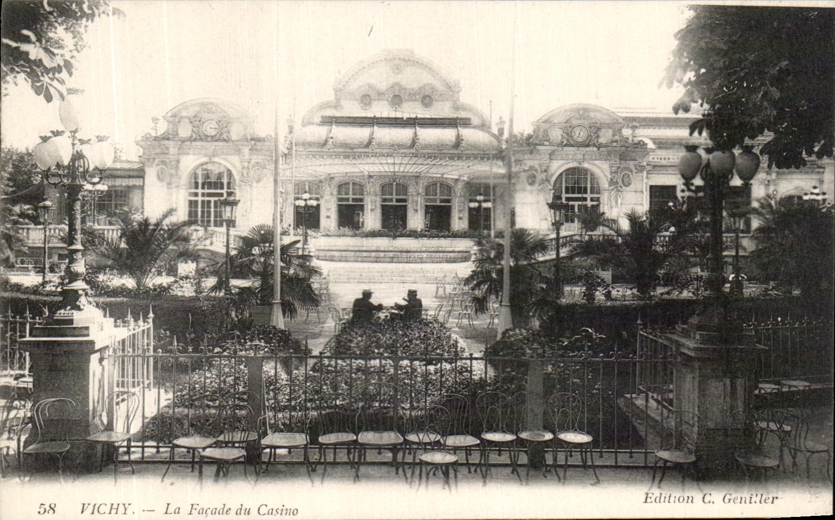 CPA Vichy La Facade du Casino