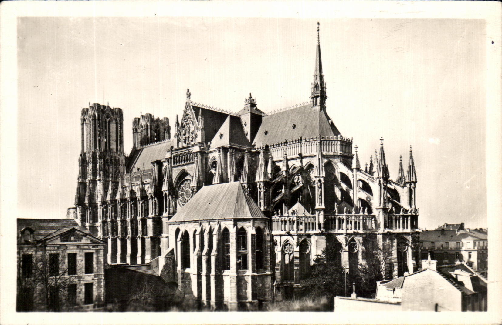 CPA Cathedrale De Rheims rebuilt Southern part and Apse