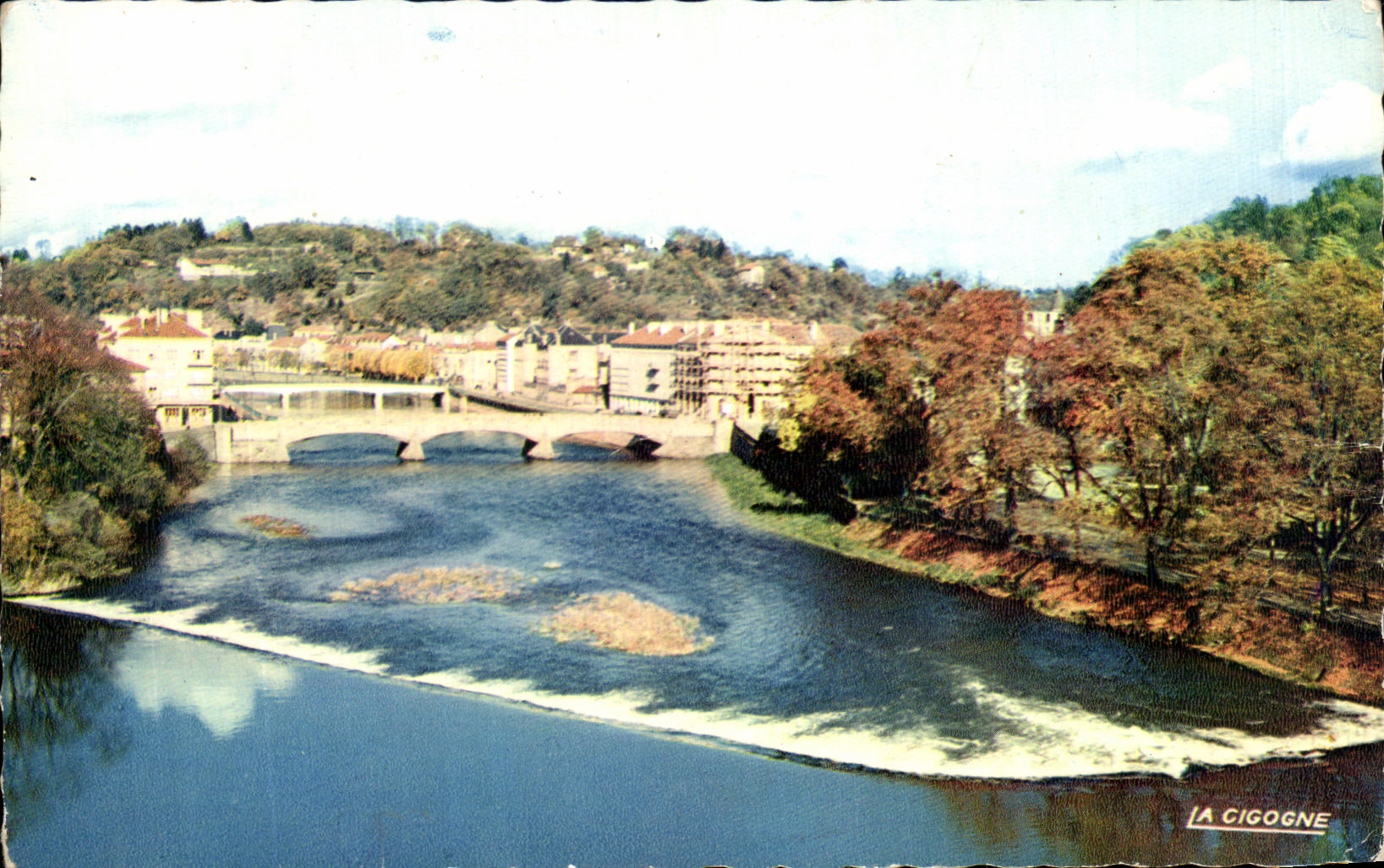 CPSM Epinal que para en el Mosela