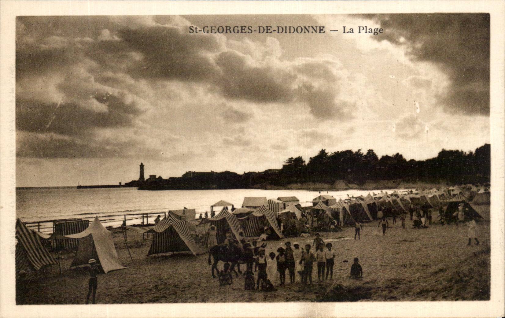 CPA St Georges De Didonne the Beach Children
