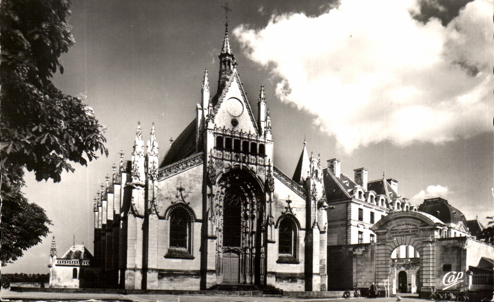 CPA Thouars La Chapelle of the Castle