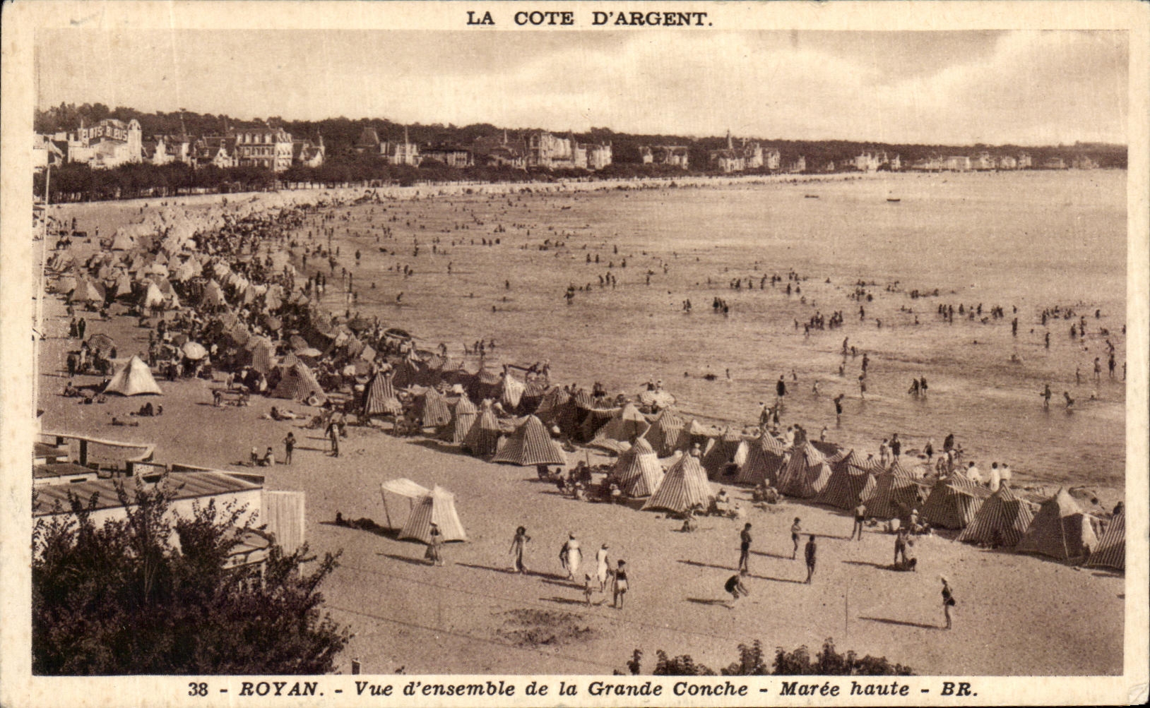Cuadro total de CPA Royan de la alta marea de la concha grande