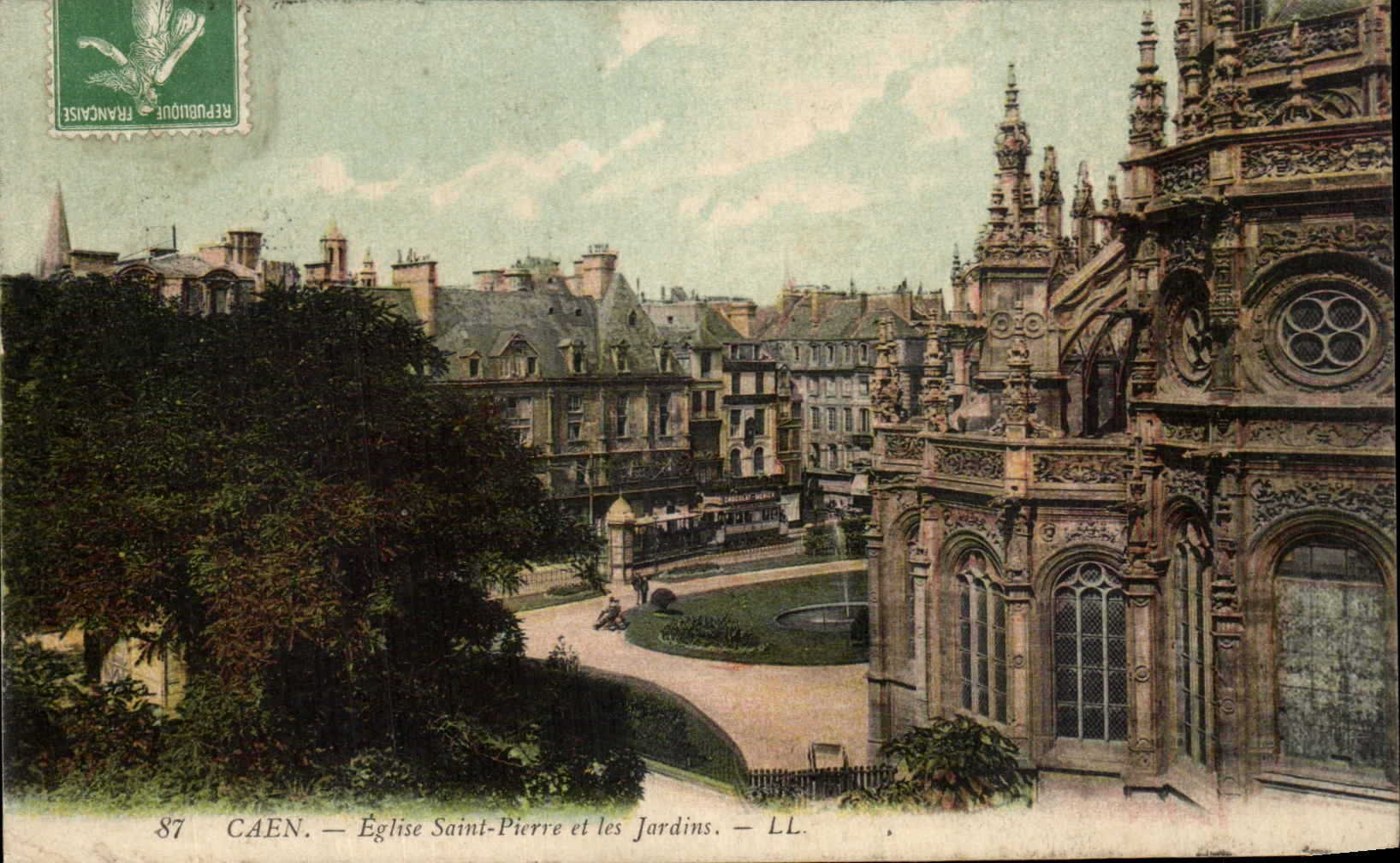 CPA Caen Eglise Saint Pierre et les Jardins