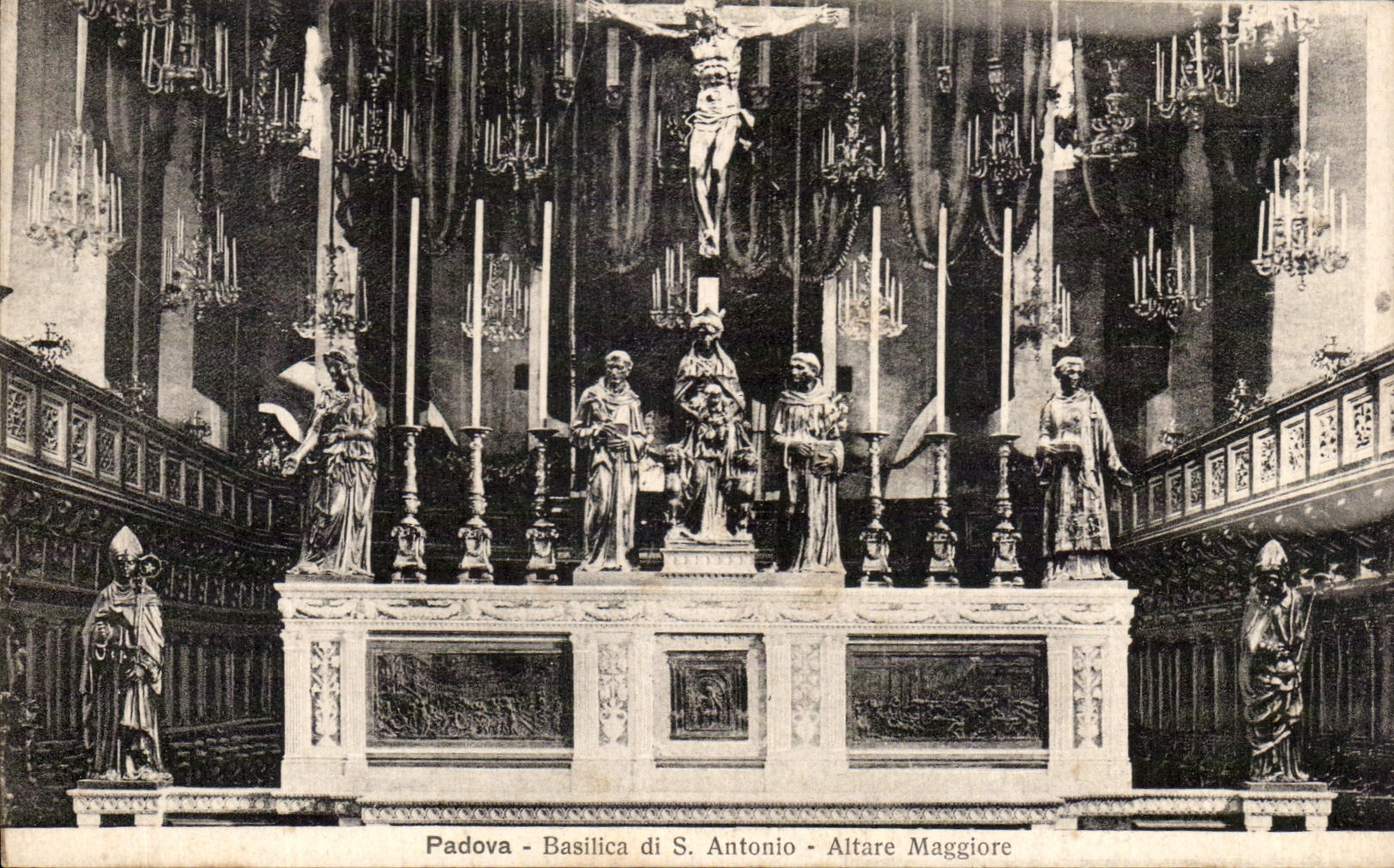 CPA Padova Basilica di S Antonio Altare Maggiore