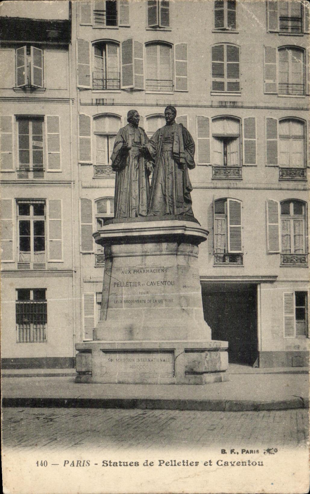 CPA Paris Statues of Furrier and Caventou