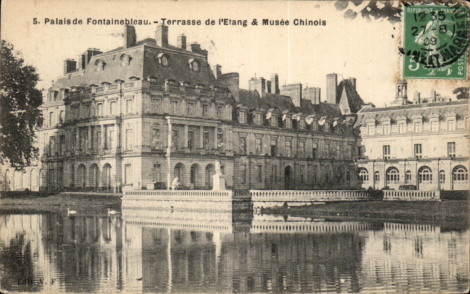 CPA Palate of Fontainebleau Terrace of the Pond Chinese Museum