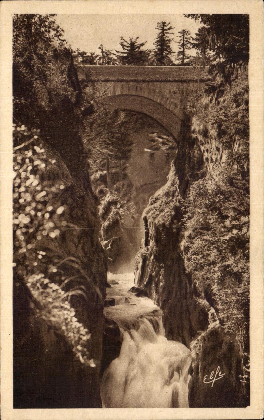 CPA Cauterets Pit and Pont of Spain