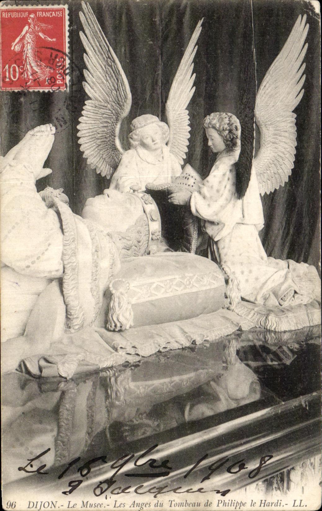 CPA Dijon the Meuse Angels of the Tomb of Philippe the Bold one