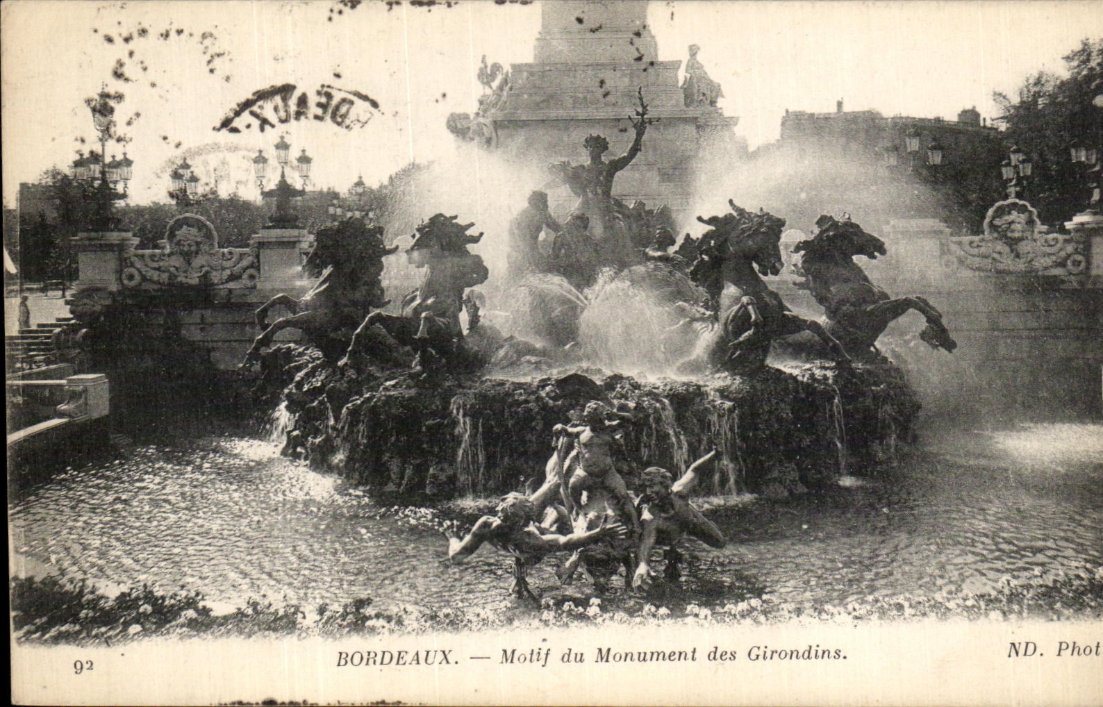 CPA Bordeaux Reason for the Monument of the Of Gironde ones